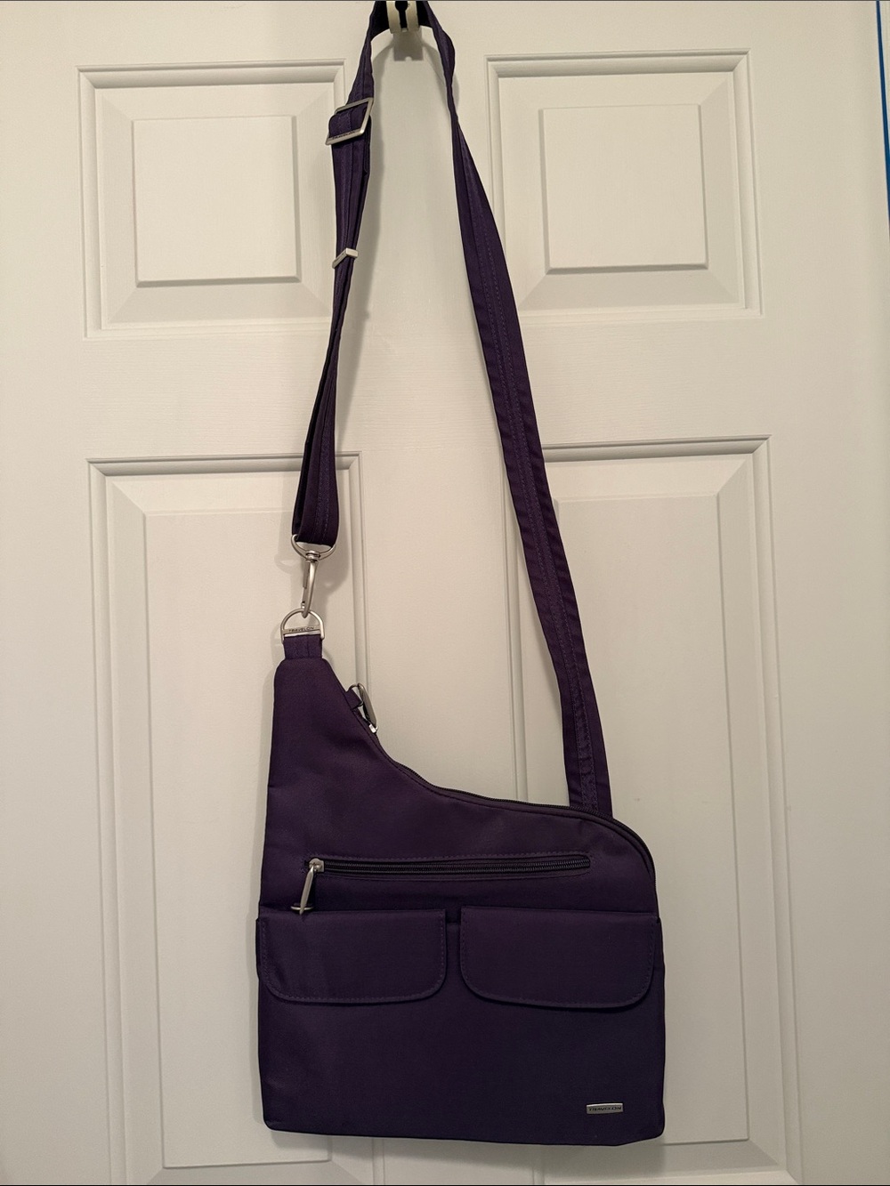 Travelon Purple Crossbody Shoulder Bag - Women's Everyday Travel Tote - Picture 4 of 5